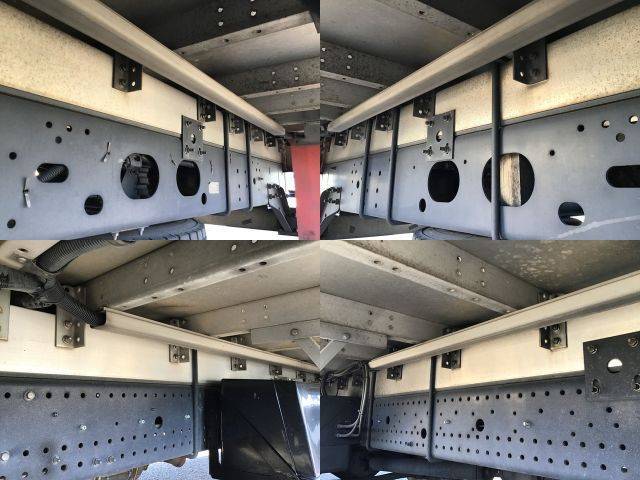 いすゞフォワード冷蔵冷凍ウイング中型（4t）[写真20]