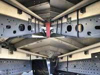 いすゞフォワード冷蔵冷凍ウイング中型（4t）[写真20]