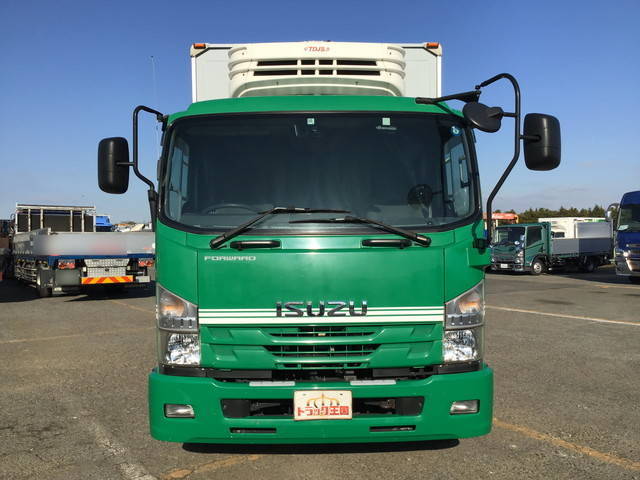 いすゞフォワード冷蔵冷凍ウイング中型（4t）[写真07]