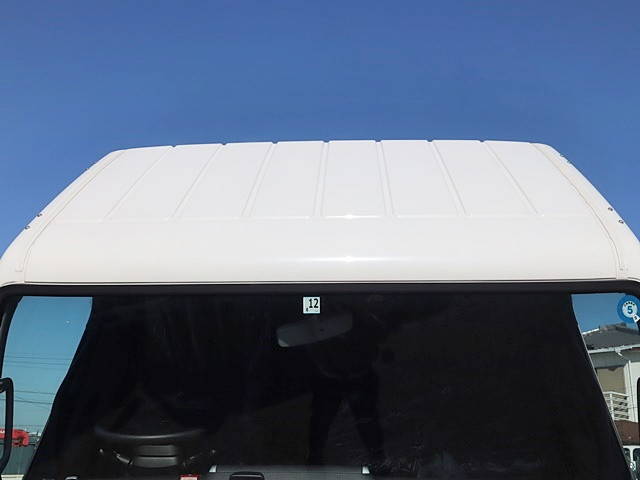 三菱ふそうキャンターアルミバン小型（2t・3t）[写真17]