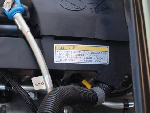 三菱ふそうキャンターアルミバン小型（2t・3t）[写真18]