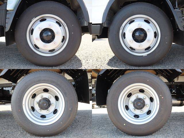 三菱ふそうキャンターアルミバン小型（2t・3t）[写真21]