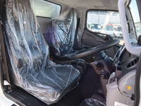 三菱ふそうキャンターアルミバン小型（2t・3t）[写真25]