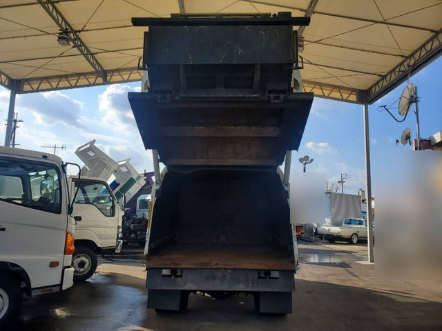 三菱ふそうキャンターパッカー車（塵芥車）小型（2t・3t）[写真13]