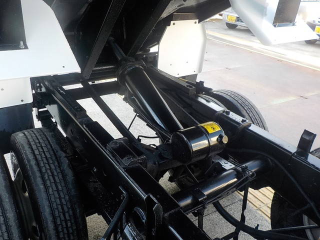 いすゞエルフダンプ小型（2t・3t）[写真24]