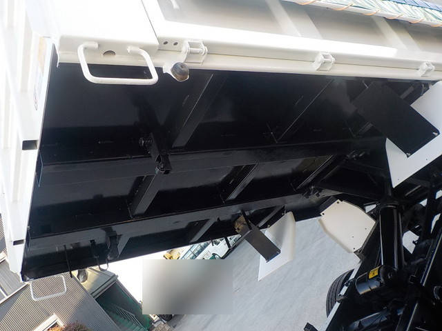 いすゞエルフダンプ小型（2t・3t）[写真28]