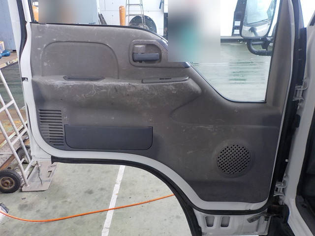 いすゞエルフダンプ小型（2t・3t）[写真08]