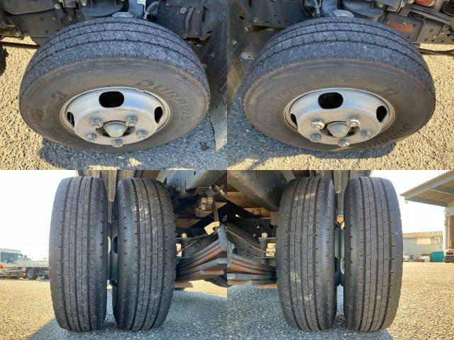 いすゞエルフ平ボディ小型（2t・3t）[写真16]