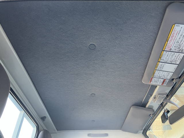 いすゞエルフ平ボディ小型（2t・3t）[写真27]