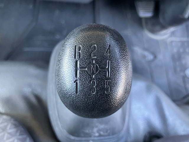 いすゞエルフ平ボディ小型（2t・3t）[写真30]