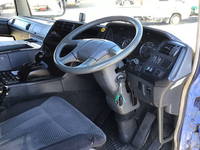 三菱ふそうスーパーグレートアルミウイング大型（10t）[写真30]