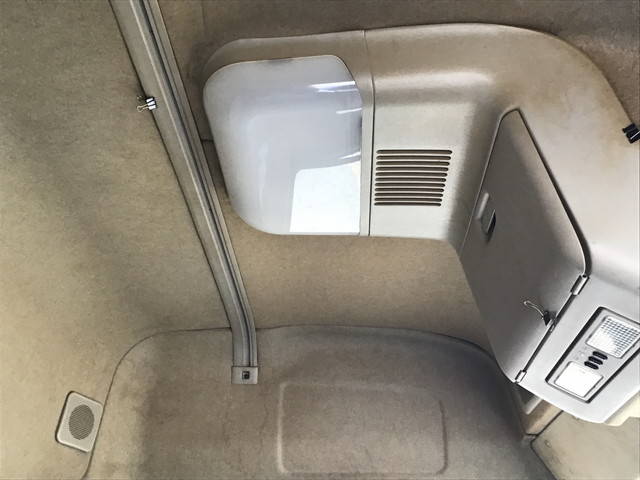 三菱ふそうスーパーグレートアルミウイング大型（10t）[写真32]