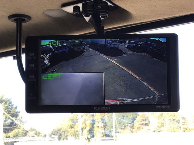 三菱ふそうスーパーグレートアルミウイング大型（10t）[写真37]