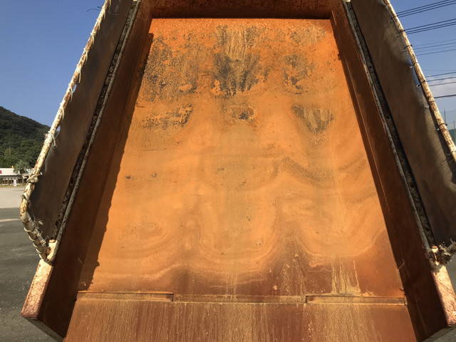 三菱ふそうキャンターダンプ小型（2t・3t）[写真10]