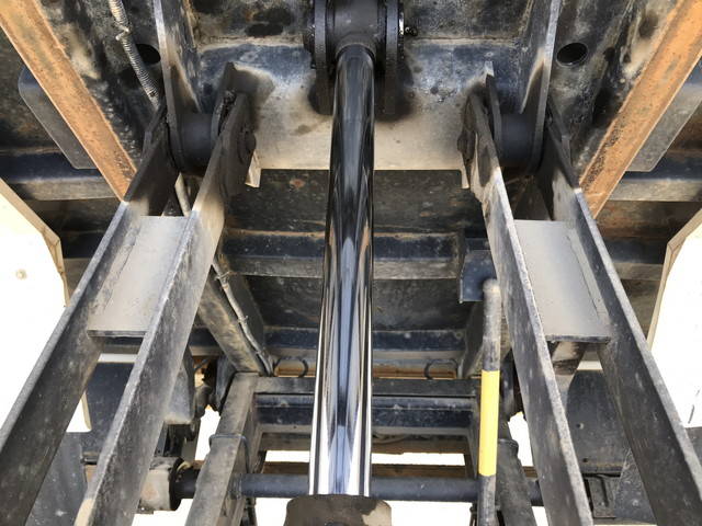 三菱ふそうキャンターダンプ小型（2t・3t）[写真15]