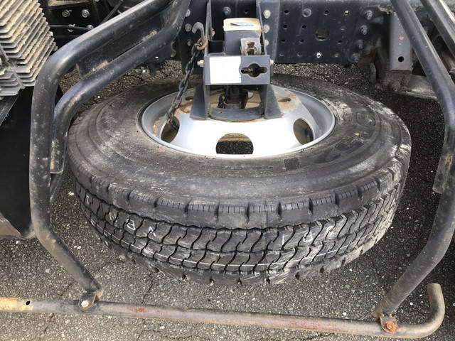 三菱ふそうキャンターダンプ小型（2t・3t）[写真18]