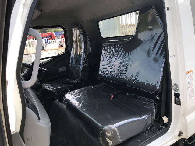 三菱ふそうキャンターダンプ小型（2t・3t）[写真23]