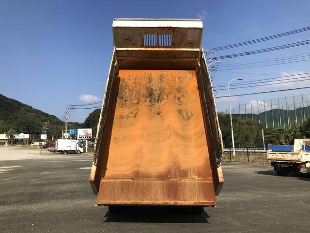 三菱ふそうキャンターダンプ小型（2t・3t）[写真09]