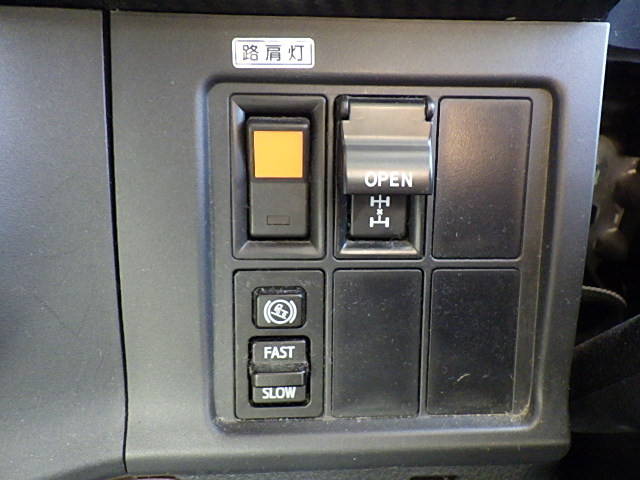 日野プロフィアダンプ大型（10t）[写真35]