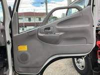 日野デュトロ平ボディ小型（2t・3t）[写真21]