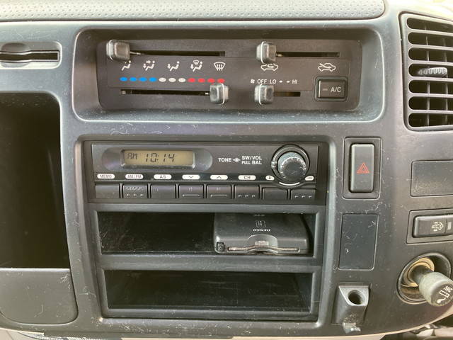 日野デュトロ平ボディ小型（2t・3t）[写真29]