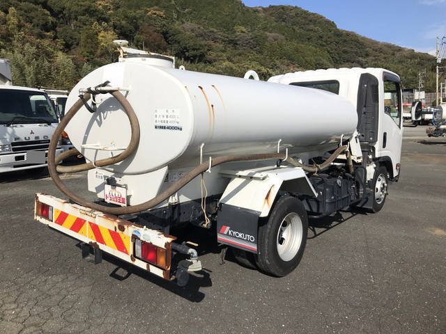 いすゞエルフ散水車小型（2t・3t）[写真02]