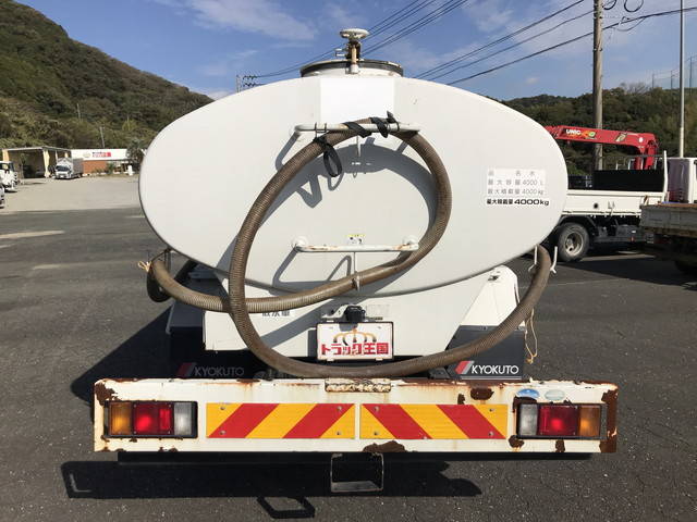 いすゞエルフ散水車小型（2t・3t）[写真09]