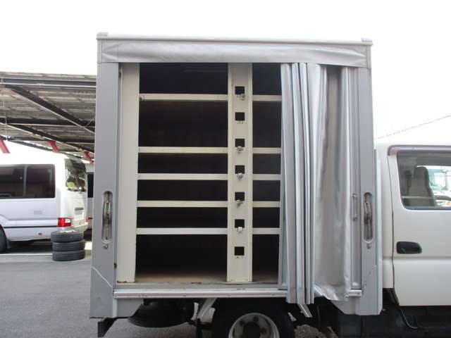 トヨタダイナカーテン車小型（2t・3t）[写真08]