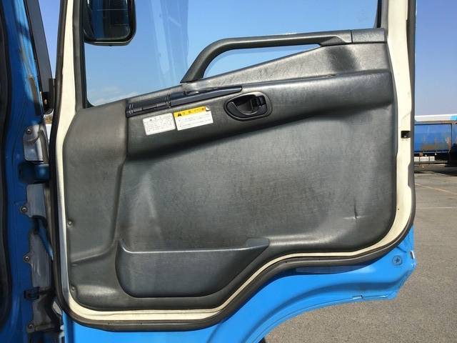 三菱ふそうスーパーグレートトレーラーヘッド（トラクターヘッド）大型（10t）[写真28]