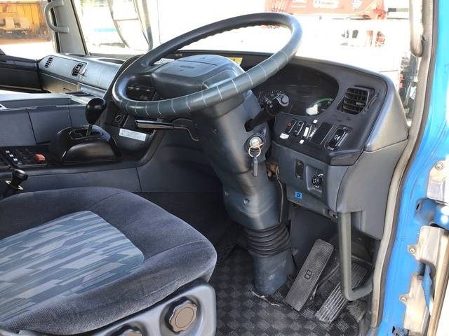 三菱ふそうスーパーグレートトレーラーヘッド（トラクターヘッド）大型（10t）[写真34]