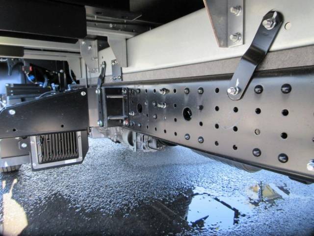 三菱ふそうキャンターアルミバン小型（2t・3t）[写真40]