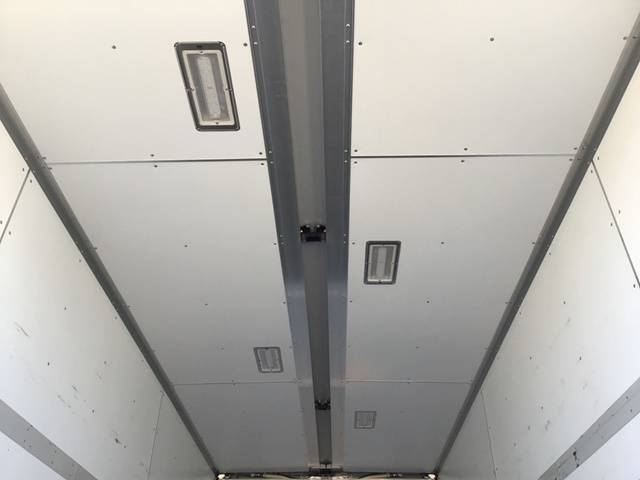 日野レンジャーアルミウイング中型（4t）[写真13]