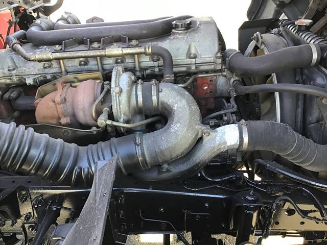 日野レンジャーセルフクレーン3段増トン（6t・8t）[写真27]