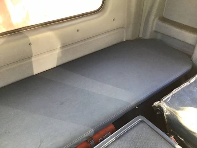 日野レンジャーセルフクレーン3段増トン（6t・8t）[写真34]