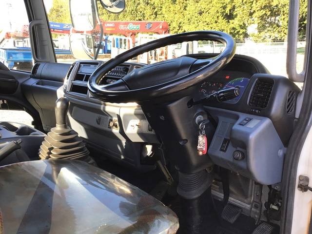 日野レンジャーセルフクレーン3段増トン（6t・8t）[写真36]