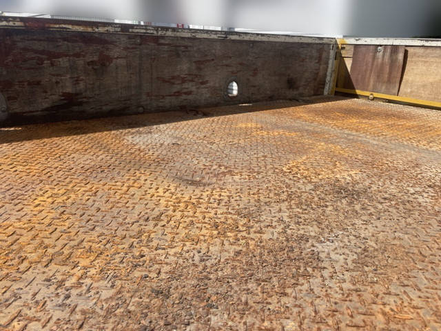 三菱ふそうキャンタークレーン3段小型（2t・3t）[写真03]