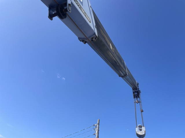 三菱ふそうキャンタークレーン3段小型（2t・3t）[写真05]