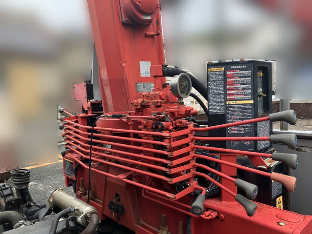 いすゞエルフクレーン6段小型（2t・3t）[写真13]