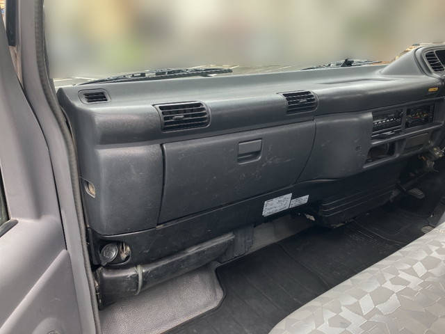 いすゞエルフクレーン6段小型（2t・3t）[写真28]