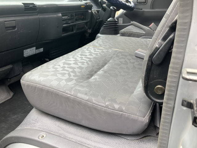 いすゞエルフクレーン6段小型（2t・3t）[写真29]