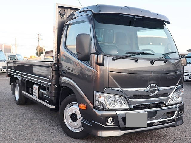 日野デュトロ平ボディ小型（2t・3t）[写真01]