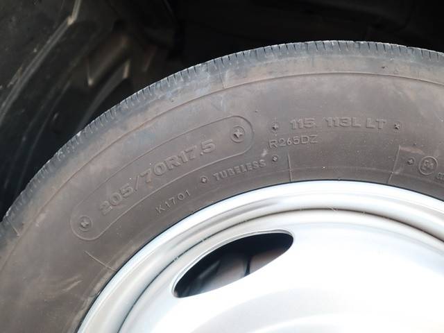 日野デュトロ平ボディ小型（2t・3t）[写真25]