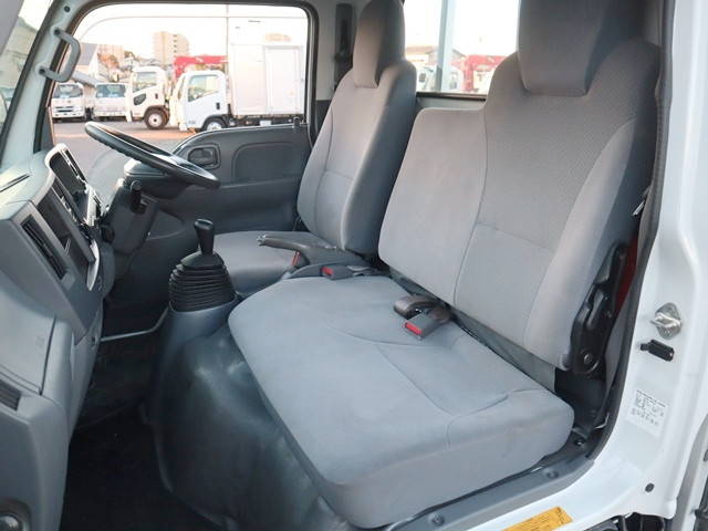 マツダタイタン平ボディ小型（2t・3t）[写真10]