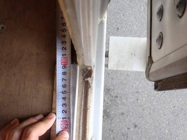 いすゞエルフアルミバン小型（2t・3t）[写真16]