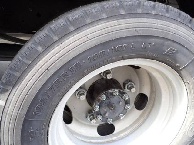 いすゞエルフアルミバン小型（2t・3t）[写真20]