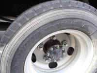 いすゞエルフアルミバン小型（2t・3t）[写真20]