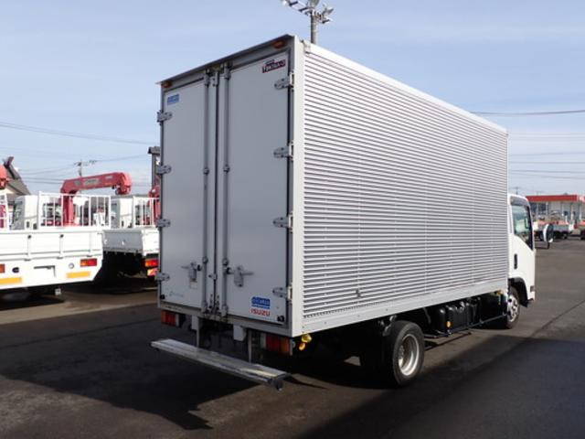 いすゞエルフアルミバン小型（2t・3t）[写真04]