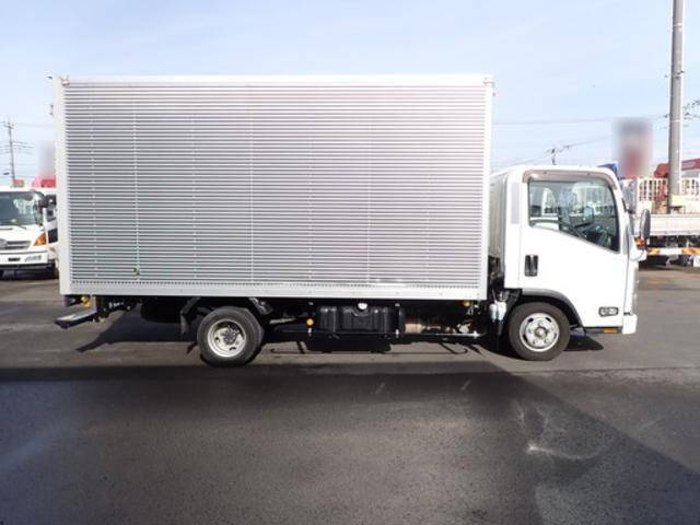 いすゞエルフアルミバン小型（2t・3t）[写真05]