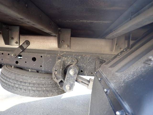 いすゞエルフアルミバン小型（2t・3t）[写真09]