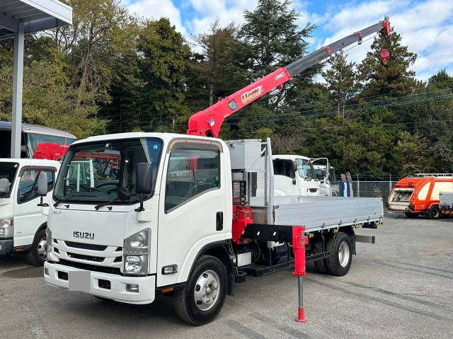 いすゞエルフクレーン4段小型（2t・3t）[写真01]